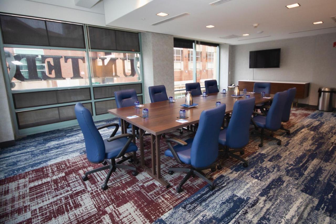 Blu-Tique, Akron, A Tribute Portfolio Hotel Bagian luar foto