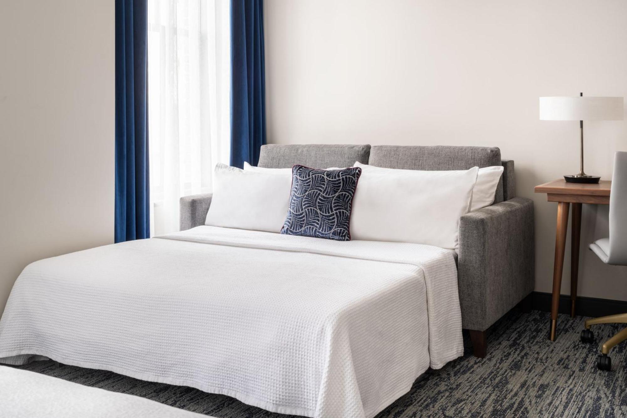 Blu-Tique, Akron, A Tribute Portfolio Hotel Bagian luar foto
